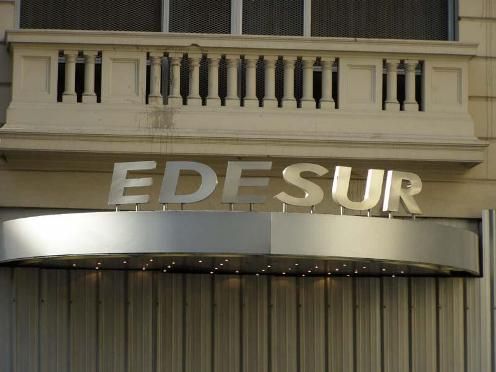 Sancionan a Edesur con una multa por un monto total de 135 millones de pesos por «la calidad del servicio»