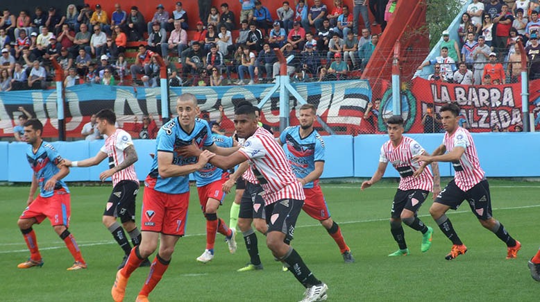 Los Andes sumó su primer punto en Adrogué tras empatar sin goles con Brown