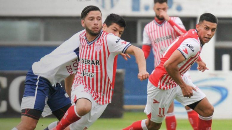 Los Andes goléo a Talleres de Escalada en el Gallardón