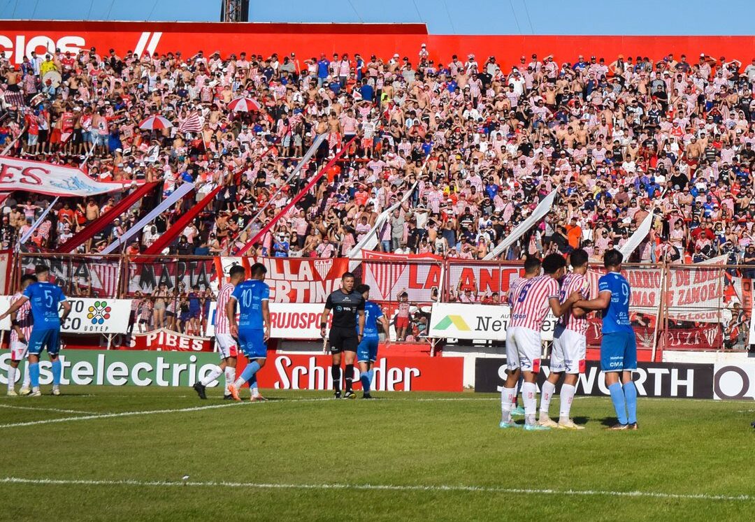 Justo José de Urquiza 2 Talleres (Escalada) 1: El puntero dio