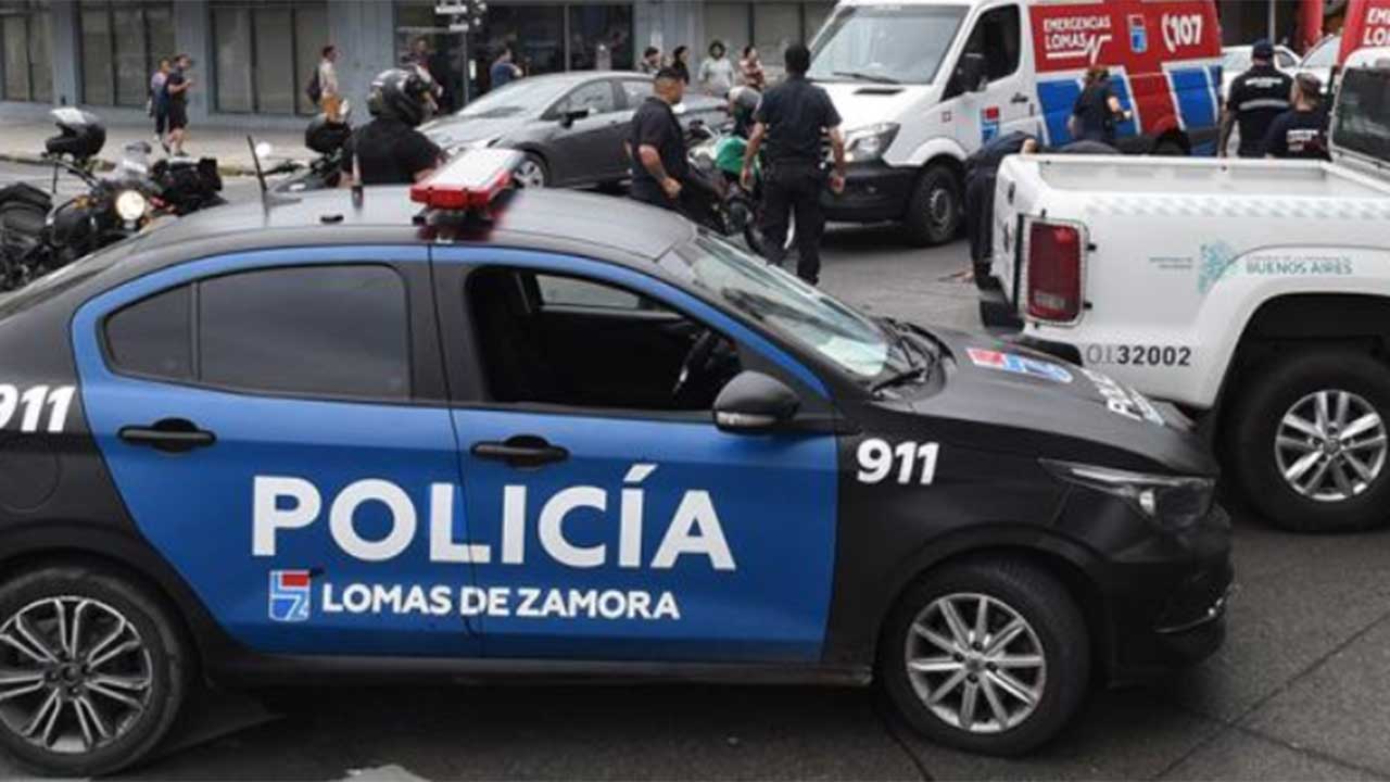 Tragedia en Lomas de Zamora: un choque entre patrulleros terminó con un muerto y&hellip;