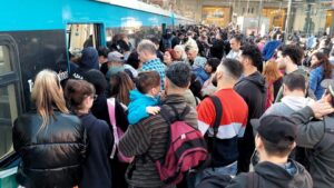 Trenes en crisis: fallas técnicas provocaron un martes&hellip;
