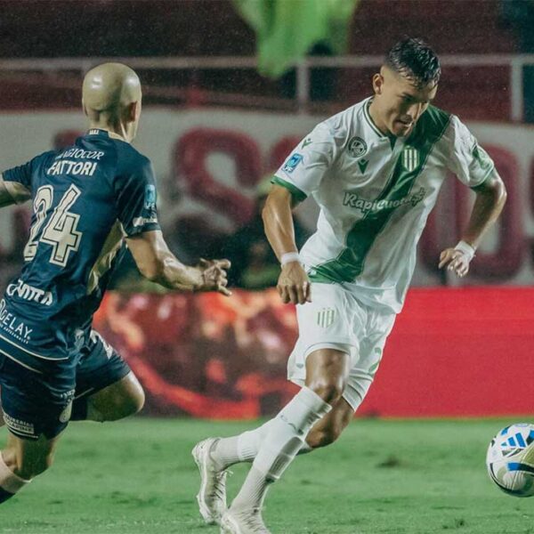 Banfield tropezó en La Paternal y llega herido al Clásico del Sur