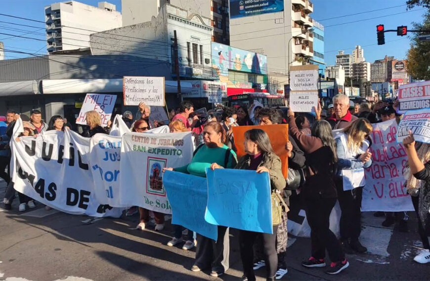Protesta en Lomas de Zamora: Jubilados&hellip;