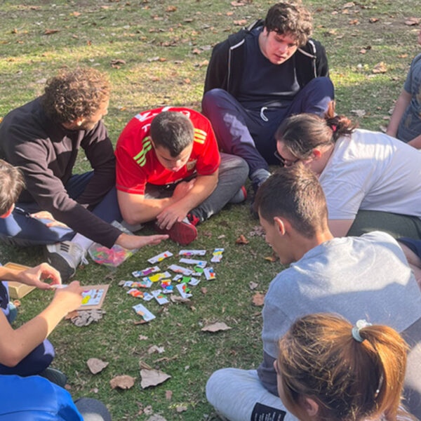 Jugando con amigos, un espacio de pertenencia para chicos y jóvenes con desafíos en el desarrollo