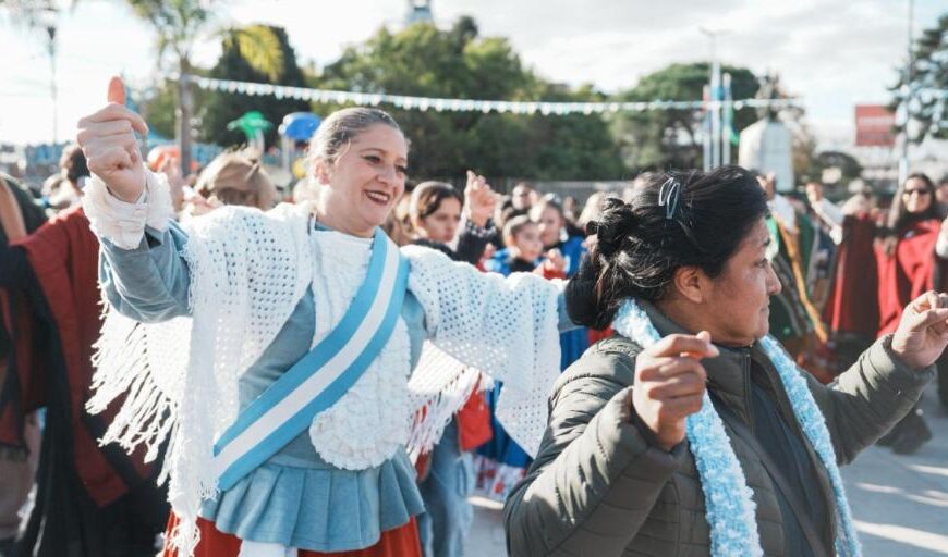 Lomas celebra el 25 de Mayo&hellip;