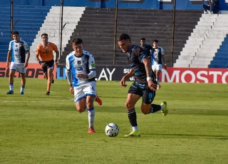 Temperley igualó 1-1 con Almagro y estiró a cinco su racha sin victorias