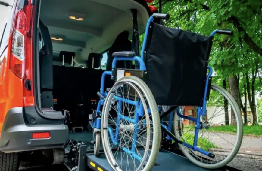 Alivio para cientos de familias: restablecieron el transporte para escuelas especiales en Lomas