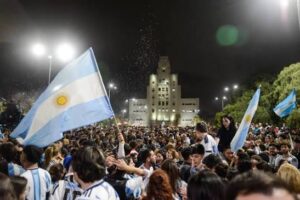 ¡Lomas fue una fiesta! Histórico triunfo de la&hellip;