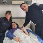 Héroes de azul en Budge: dos policías asistieron un parto de emergencia dentro de un auto