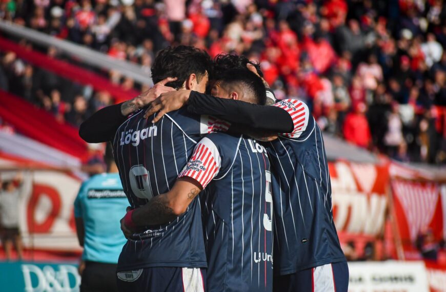 Los Andes volvió al triunfo tras 10 partidos y venció 2-1 a Deportivo Morón con un gol en tiempo de descuento