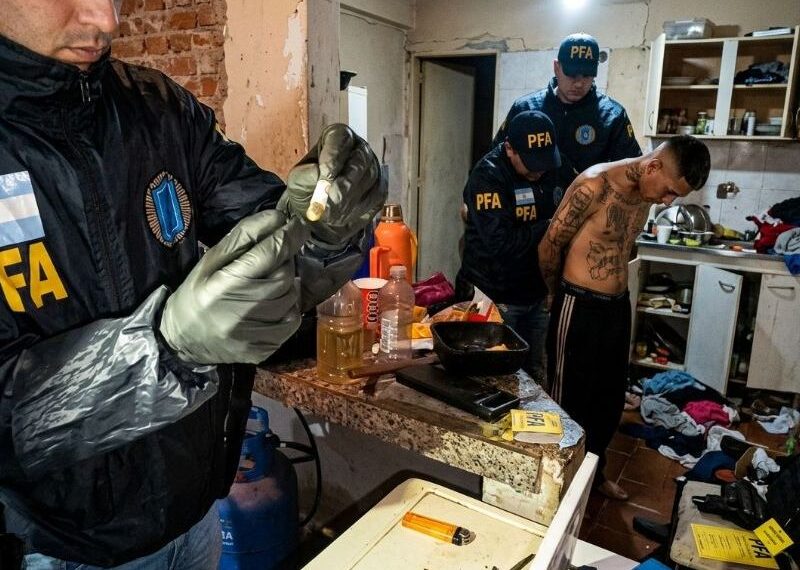 Desarticularon un centro de venta de&hellip;
