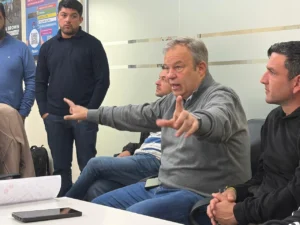 Cascallares encabezó una reunión de trabajo en Burzaco&hellip;