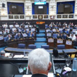 La Cámara de Diputados bonaerense aprobó un paquete de leyes contra el endeudamiento familiar