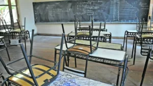 Gremios docentes disidentes vuelven al paro: habrá clases&hellip;